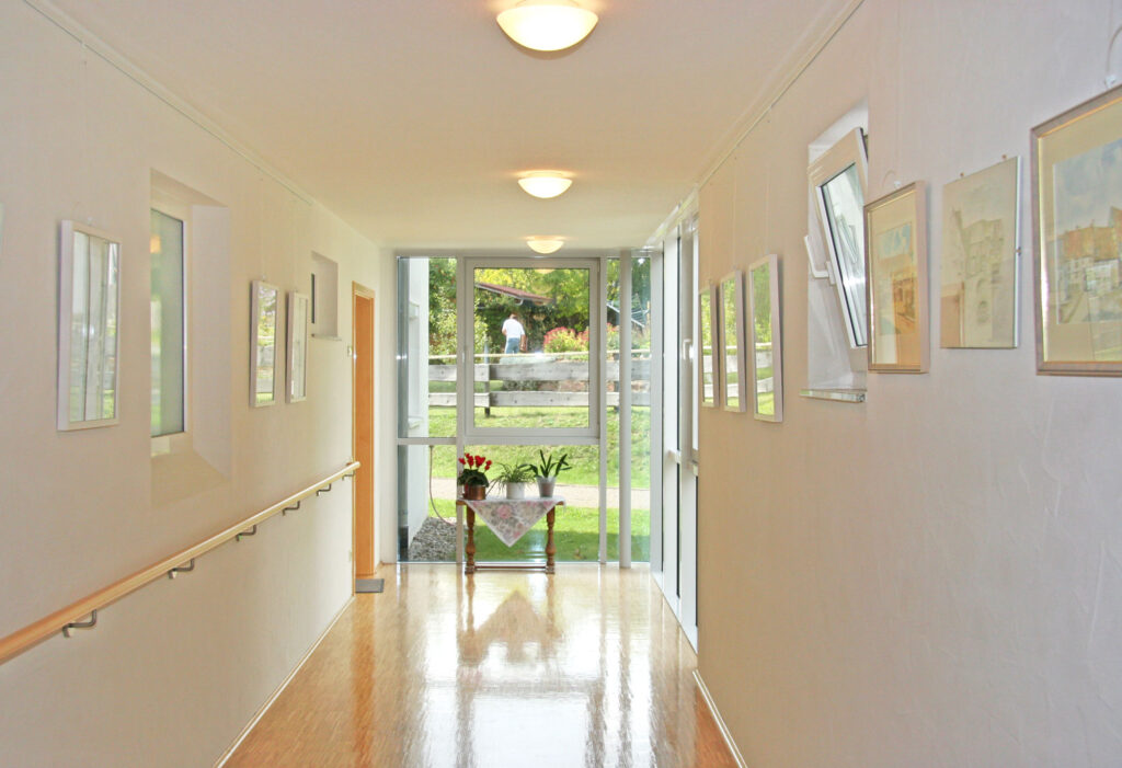 Seniorenwohnung Innenbereich Gang